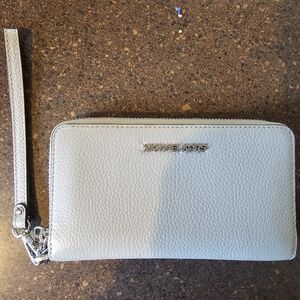 Michael Kors Wristlet Grey Leather